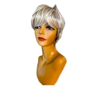 Grayish blonde, 4 inch pixie cut, synthetic wig
